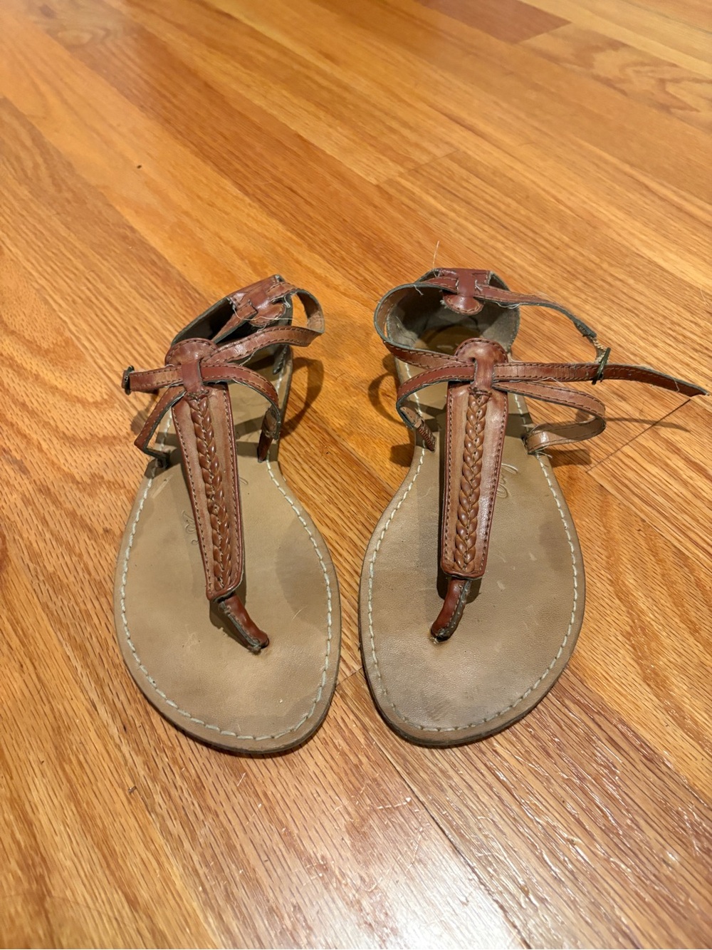 American Eagle Outfitters Brown Leather T-Strap Braided Sandals